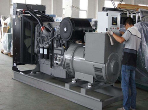 弥勒柴油发电机组和储能设备配合使用的案例